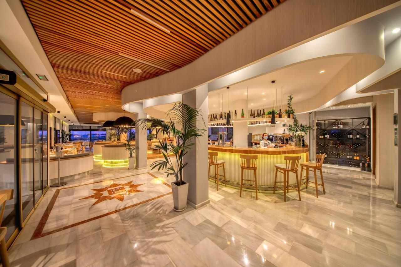 Gran Sol Hotel Захара де лос Атунес Екстериор снимка